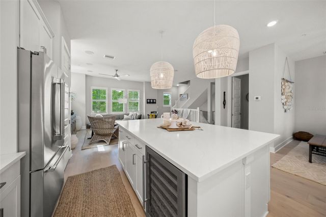 459 WINGFIELD DRIVE, Sarasota, FL 34237