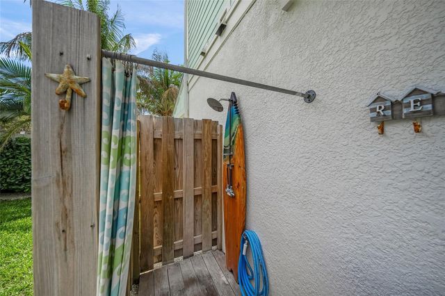 459 WINGFIELD DRIVE, Sarasota, FL 34237