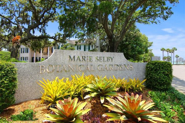 459 WINGFIELD DRIVE, Sarasota, FL 34237