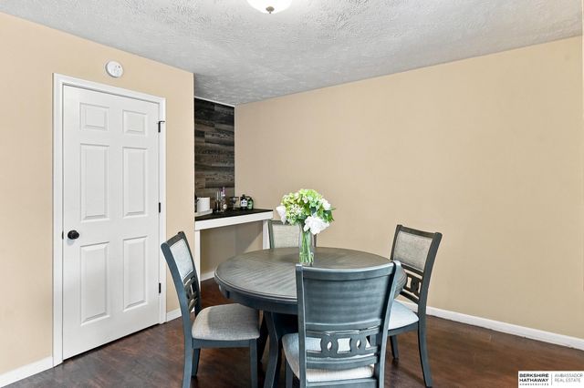 13946 Greenfield Road, Omaha, NE 68138