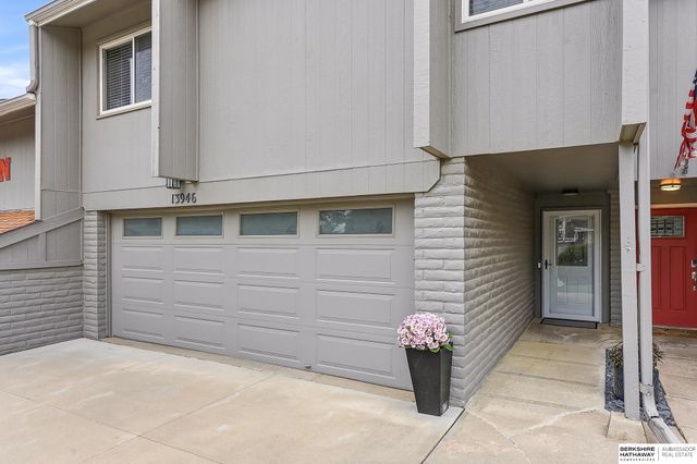 13946 Greenfield Road, Omaha, NE 68138