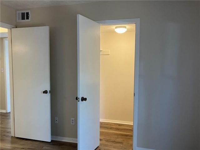 603 Park Ridge Circle, Marietta, GA 30068