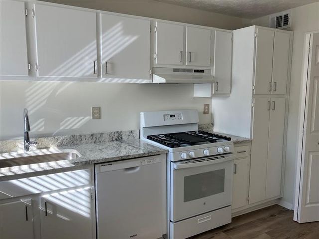 603 Park Ridge Circle, Marietta, GA 30068