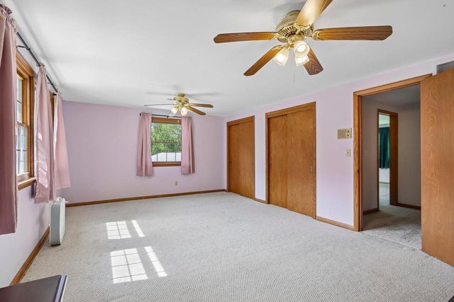 W326N6575 Sylvian DRIVE, Hartland, WI 53029