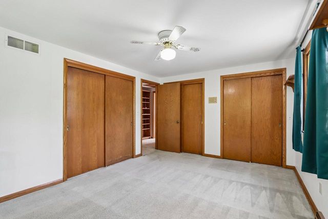 W326N6575 Sylvian DRIVE, Hartland, WI 53029