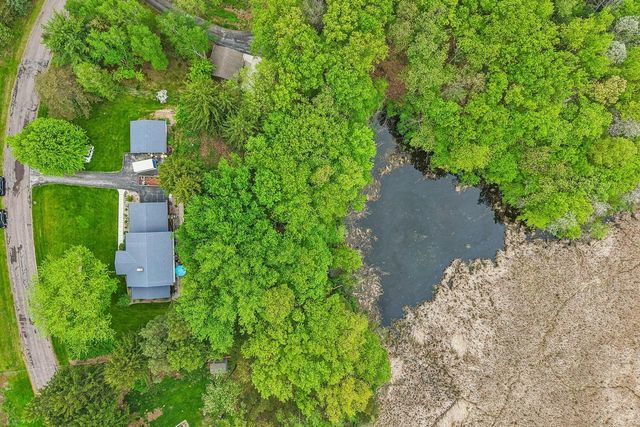 W326N6575 Sylvian DRIVE, Hartland, WI 53029