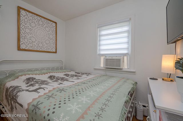 42 E 2nd Street, Howell, NJ 07731