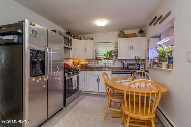 42 E 2nd Street, Howell, NJ 07731