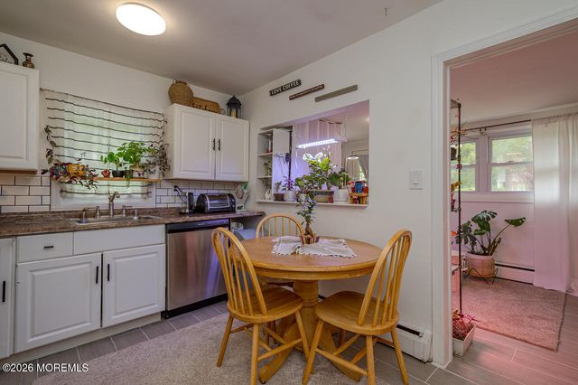42 E 2nd Street, Howell, NJ 07731