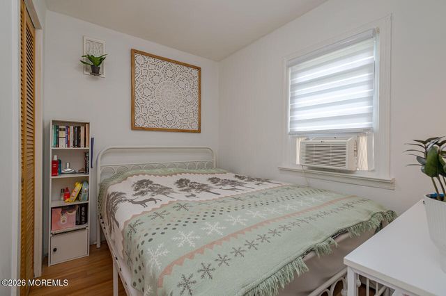 42 E 2nd Street, Howell, NJ 07731