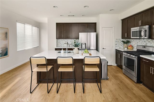 5552 Coral 108, Hawthorne, CA 90250