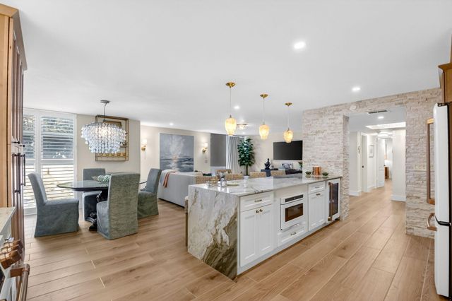 2200 S Ocean Boulevard 206, Delray Beach, FL 33483