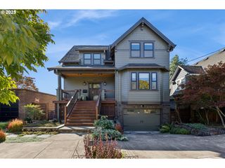 2040 Ne ALAMEDA Dr, Portland, OR 97212