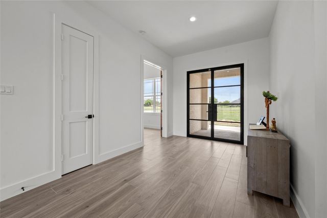 4726 Texana, Baytown, TX 77523