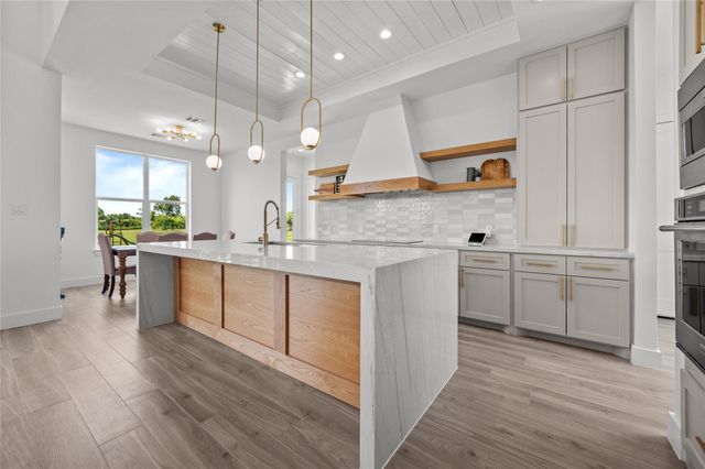 4726 Texana, Baytown, TX 77523