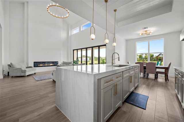 4726 Texana, Baytown, TX 77523