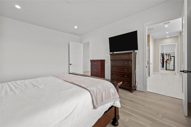 4726 Texana, Baytown, TX 77523