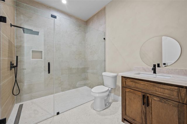 4726 Texana, Baytown, TX 77523