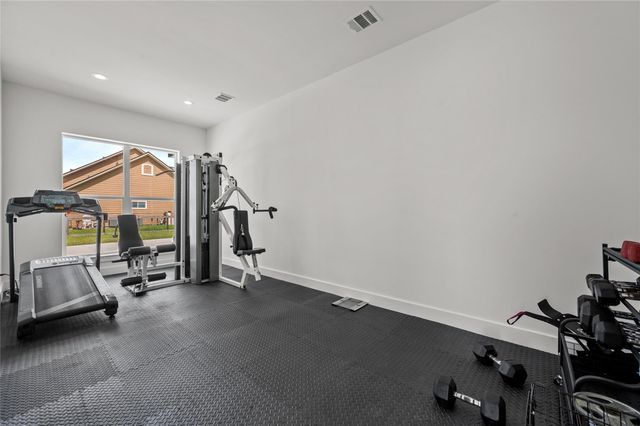 4726 Texana, Baytown, TX 77523