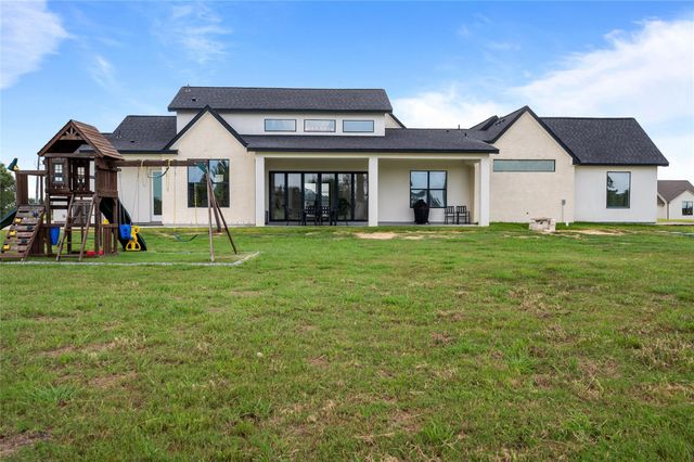 4726 Texana, Baytown, TX 77523