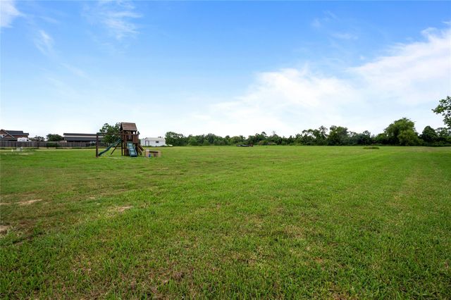 4726 Texana, Baytown, TX 77523