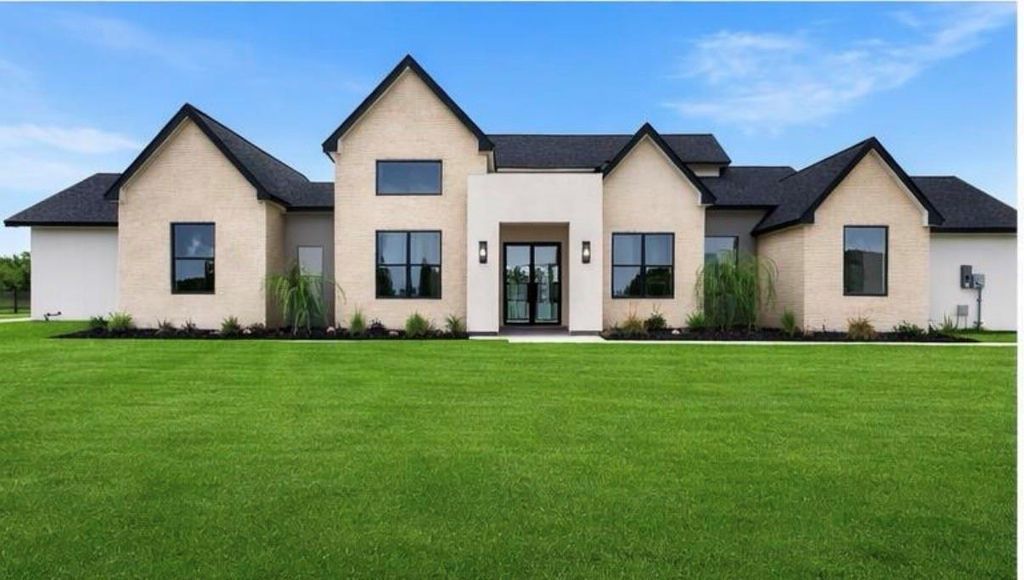 4726 Texana, Baytown, TX 77523