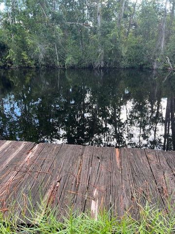 1135 Greenfield Street, Lake Placid, FL 33852