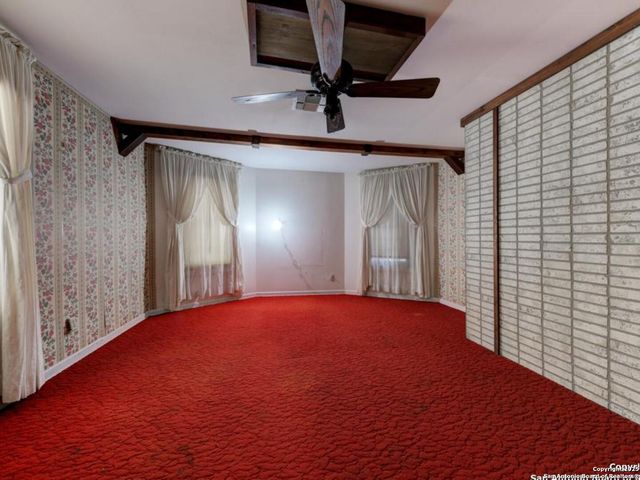 137 Kitty Hawk, Universal City, TX 78148