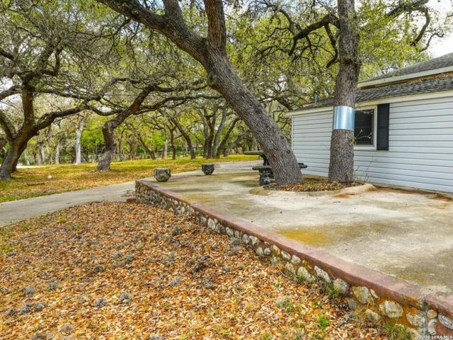 137 Kitty Hawk, Universal City, TX 78148