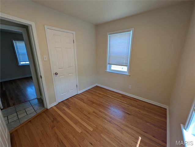 20 Derhake Road, St Louis, MO 63031