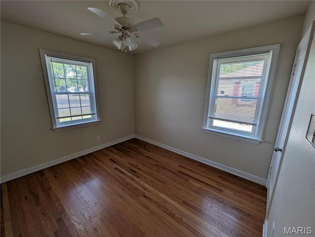 20 Derhake Road, St Louis, MO 63031