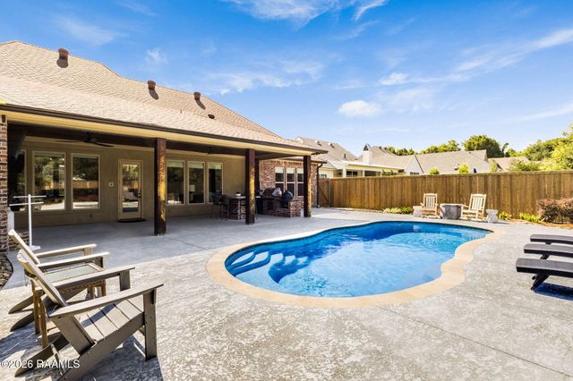 120 Genna Lane, Youngsville, LA 70592