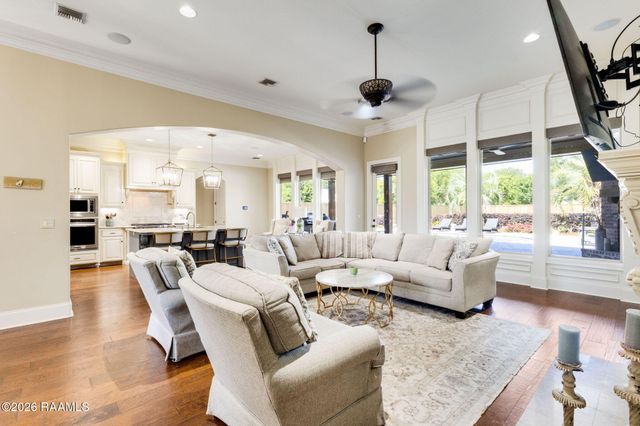 120 Genna Lane, Youngsville, LA 70592