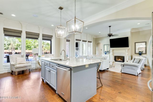 120 Genna Lane, Youngsville, LA 70592