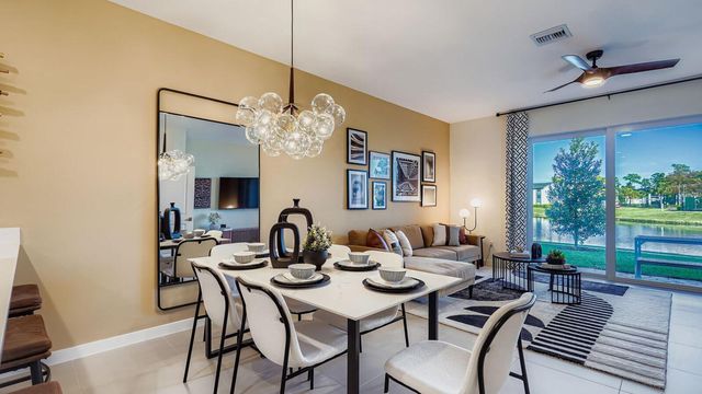 202 Lakeside Landing Drive, Royal Palm Beach, FL 33411