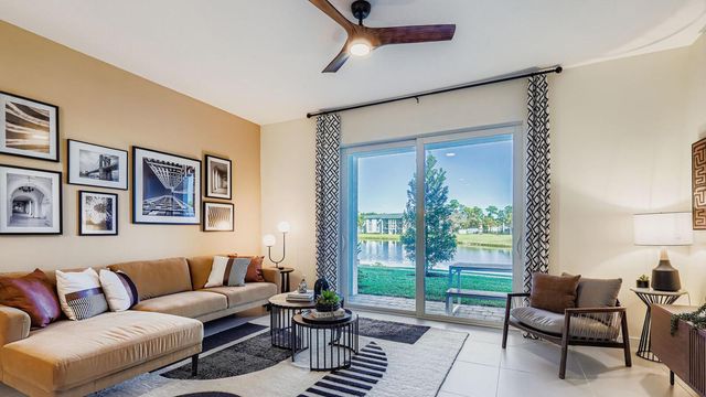 202 Lakeside Landing Drive, Royal Palm Beach, FL 33411