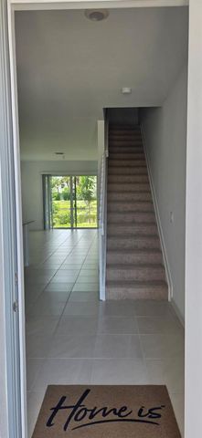 202 Lakeside Landing Drive, Royal Palm Beach, FL 33411