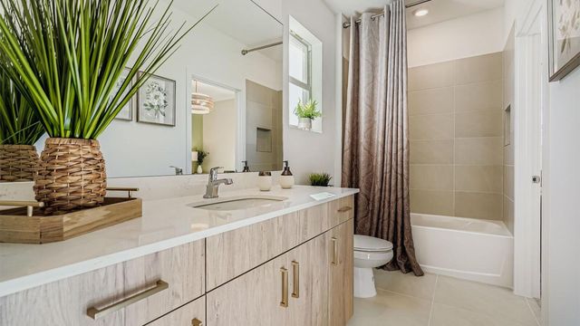 202 Lakeside Landing Drive, Royal Palm Beach, FL 33411