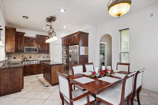 803 Hennesey Drive, Richmond, TX 77406