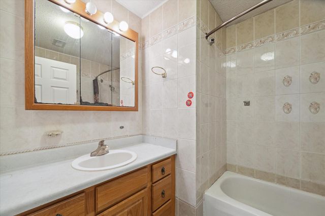 803 Hennesey Drive, Richmond, TX 77406