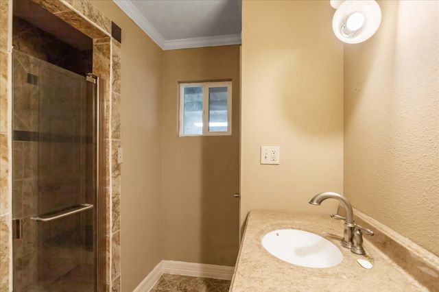 803 Hennesey Drive, Richmond, TX 77406