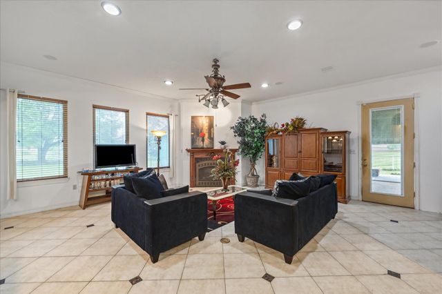 803 Hennesey Drive, Richmond, TX 77406