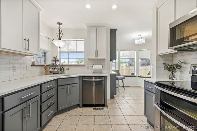 2508 W Kent Street, Broken Arrow, OK 74012