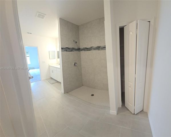 10500 SW Vasari Way 1, Port St. Lucie, FL 34987