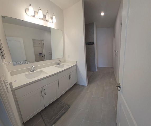 10500 SW Vasari Way 1, Port St. Lucie, FL 34987