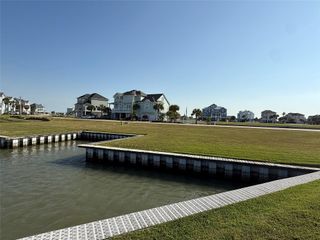 2 Fleming, Hitchcock, TX 77563