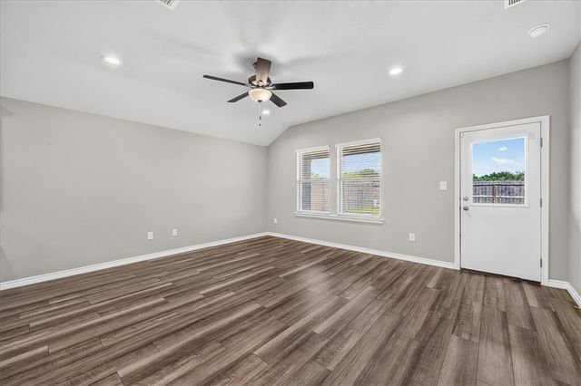 8133 Cattlemen Dr, Corpus Christi, TX 78414
