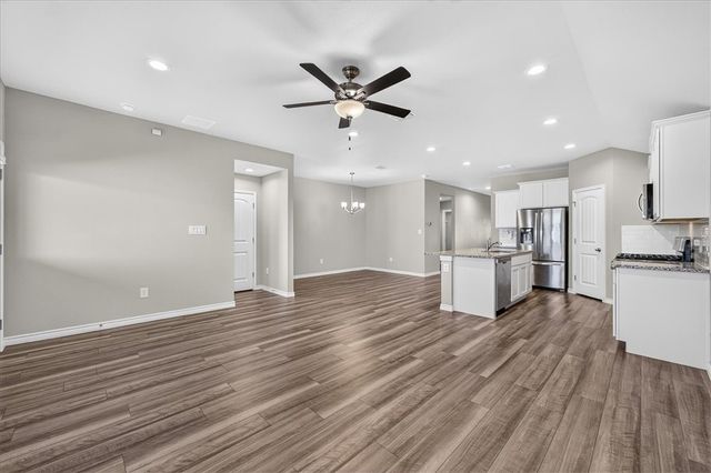 8133 Cattlemen Dr, Corpus Christi, TX 78414