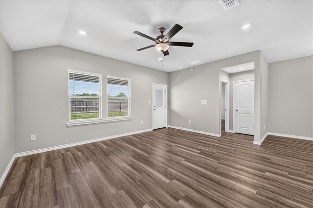 8133 Cattlemen Dr, Corpus Christi, TX 78414