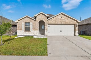 8133 Cattlemen Dr, Corpus Christi, TX 78414